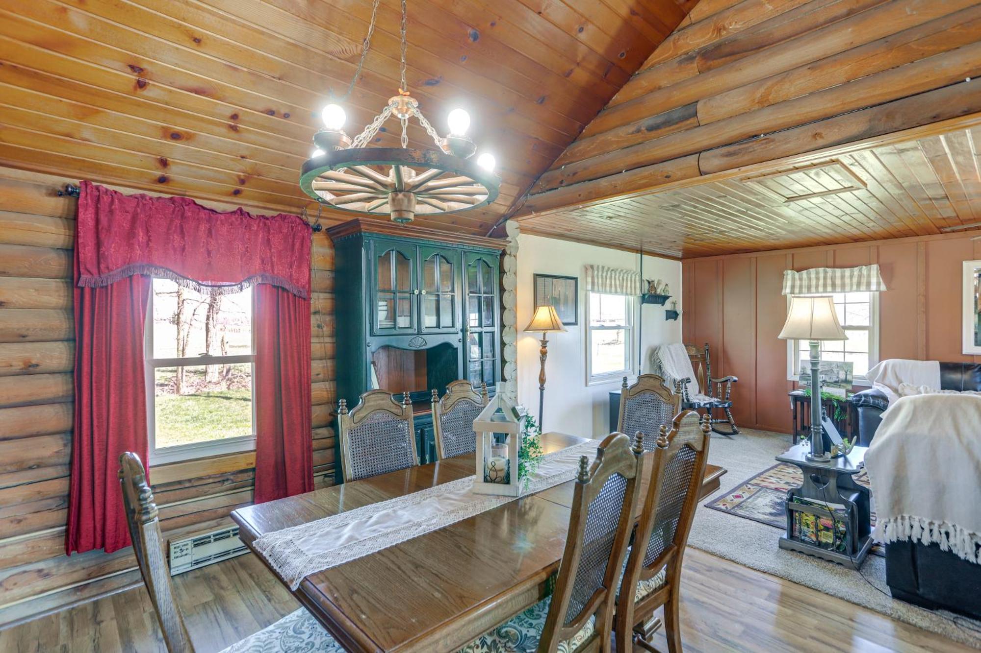 Quiet Shiloh Retreat With Spacious Yard And Fireplace! 외부 사진