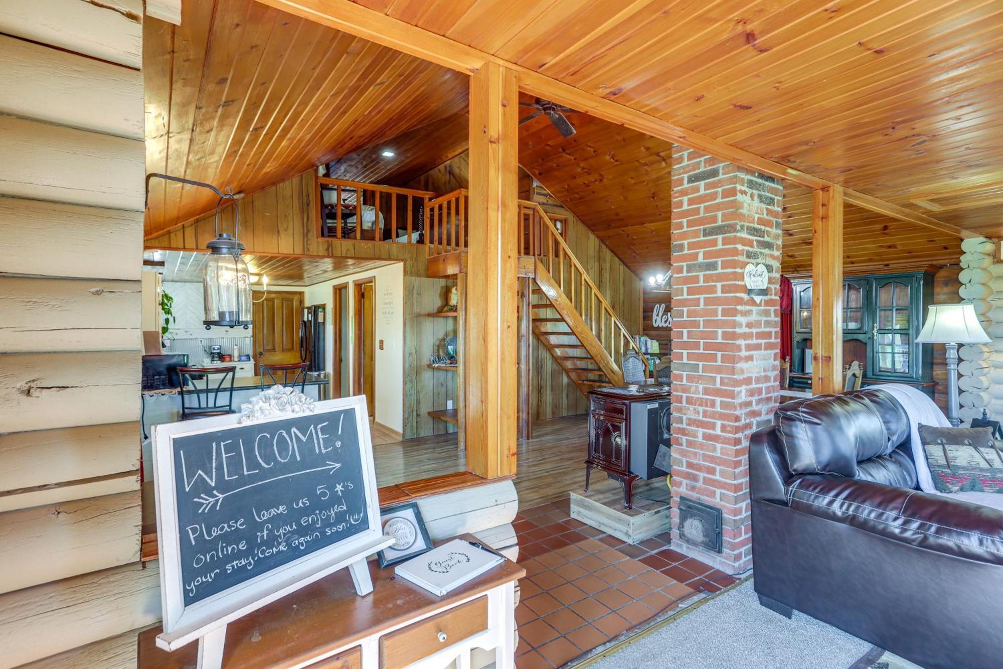 Quiet Shiloh Retreat With Spacious Yard And Fireplace! 외부 사진