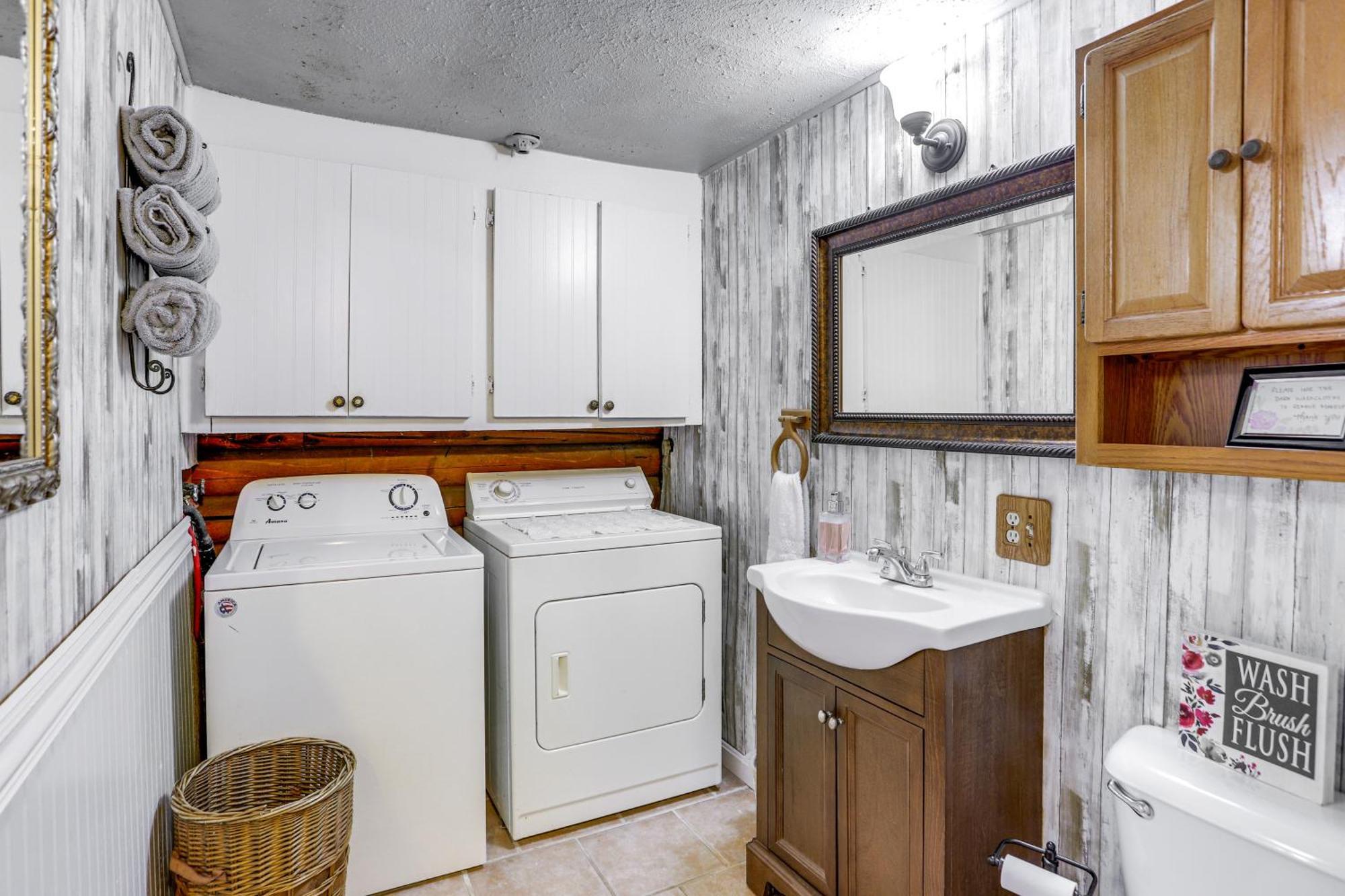 Quiet Shiloh Retreat With Spacious Yard And Fireplace! 외부 사진