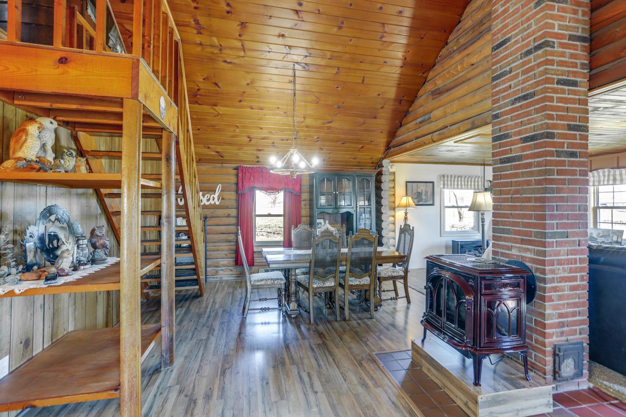 Quiet Shiloh Retreat With Spacious Yard And Fireplace! 외부 사진